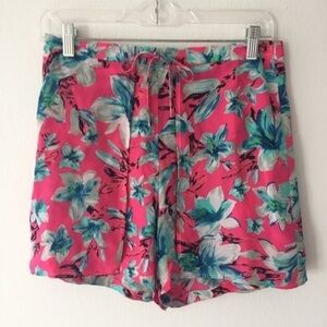𝅺Nanette Lepore floral silk skorts shorts in size 4
